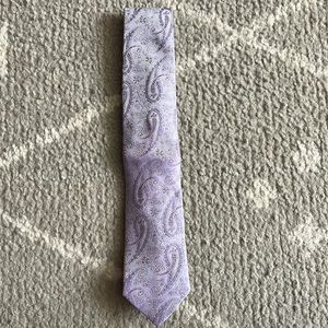 Paisley tie
